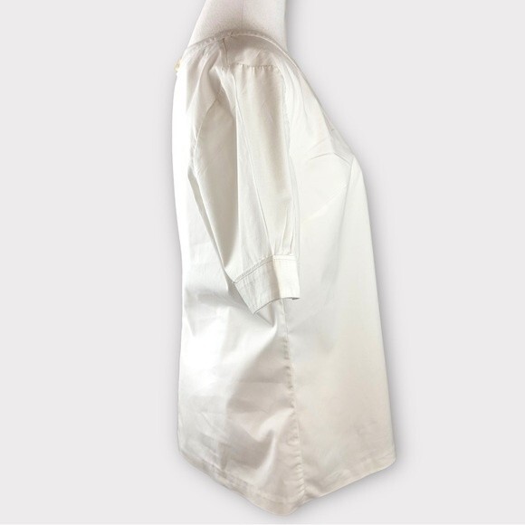 Banana Republic White Blouse - Crew Neck - Keyhole 2 Button back closure - MP - Picture 3 of 10